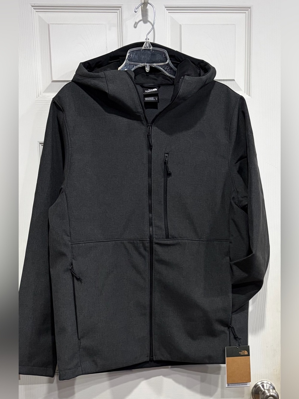The North Face Men’s Medium Apex Bionic 3 Hoodie Dark Grey NWT Soft Shell Jacket
